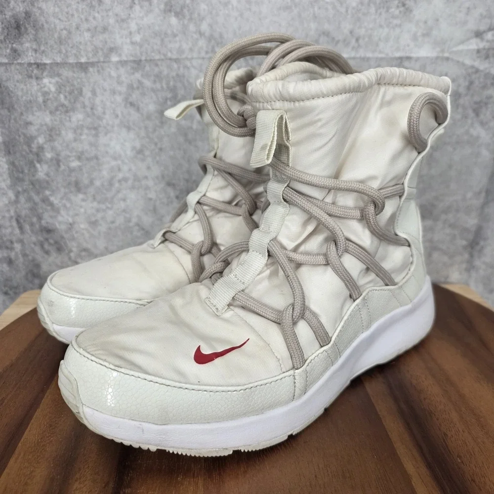 Nike water resistant